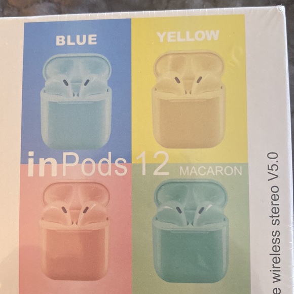 InPods12 by ION wireless earbuds in green - Picture 2 of 4